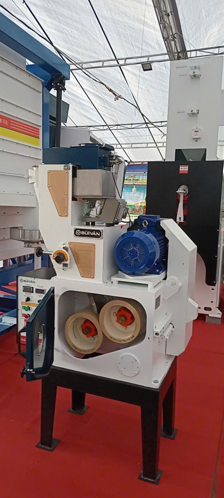 Máy bóc vỏ lúa CLG-600D